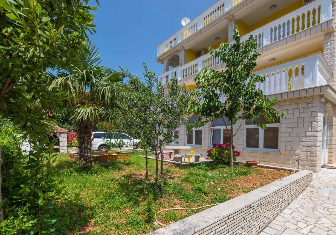 Studio Apartment In Crikvenica XIV Kroatien