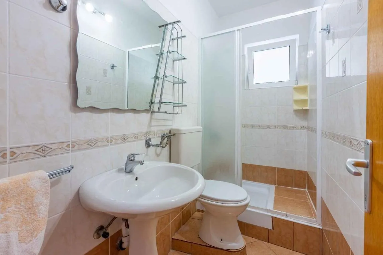Studio Apartment In Crikvenica XIV