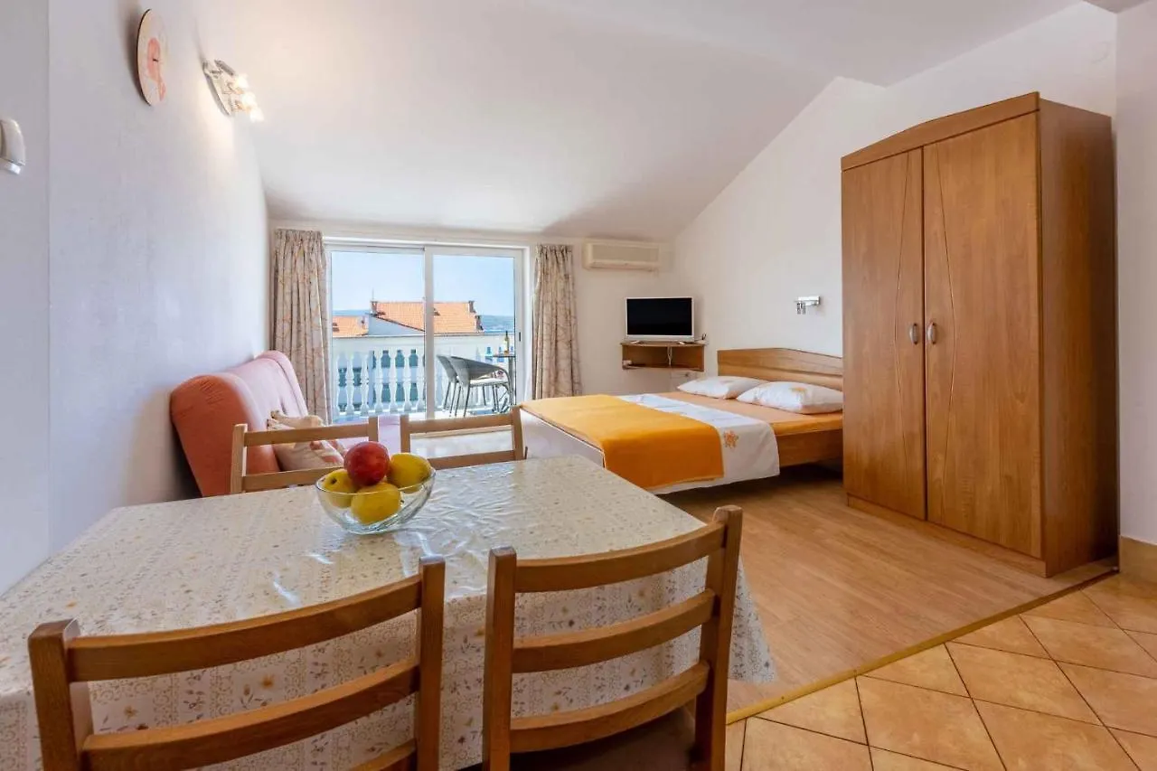 Studio Apartment In Crikvenica XIV
